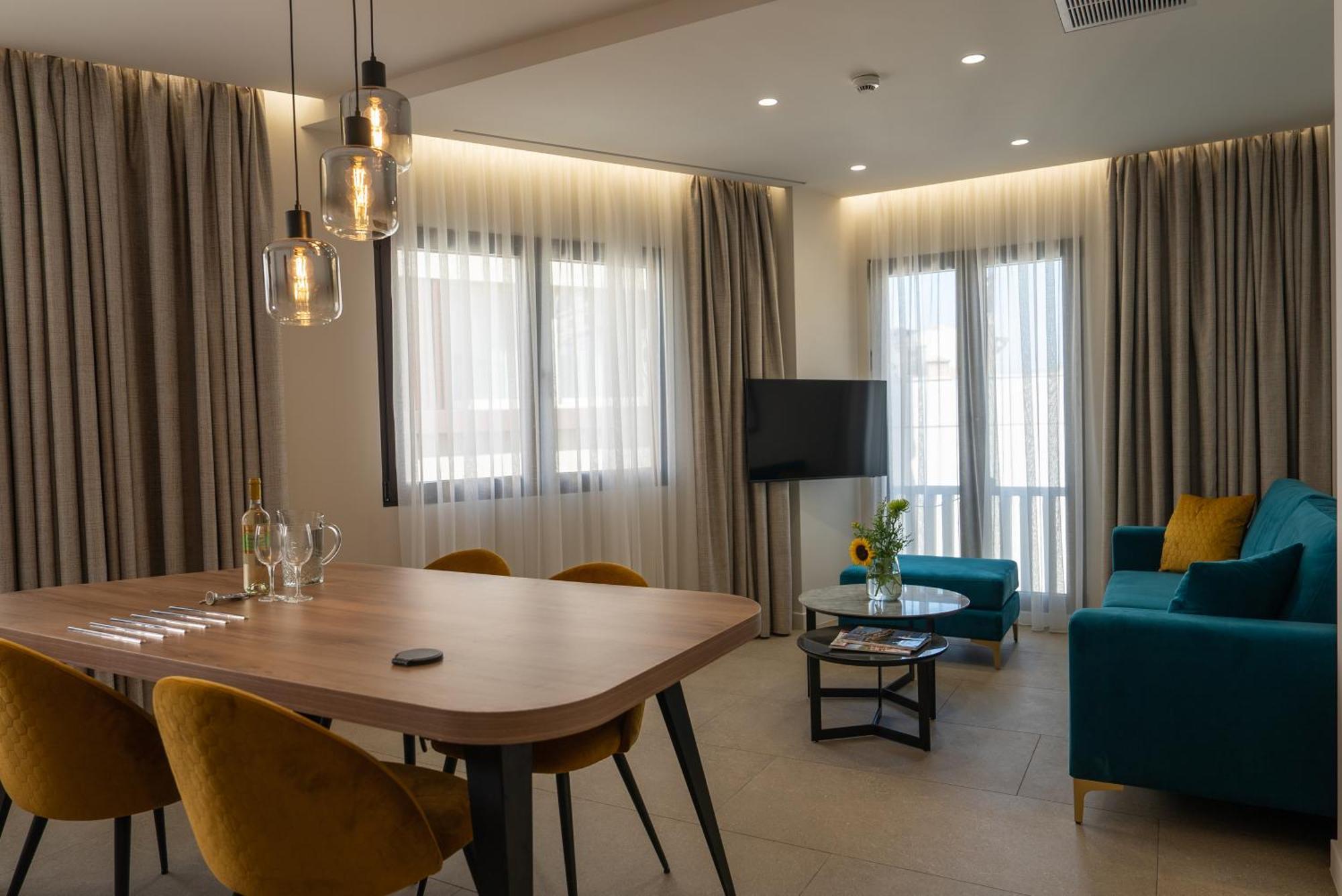 Hotel Hestia - Kolokotroni 23 Atenas